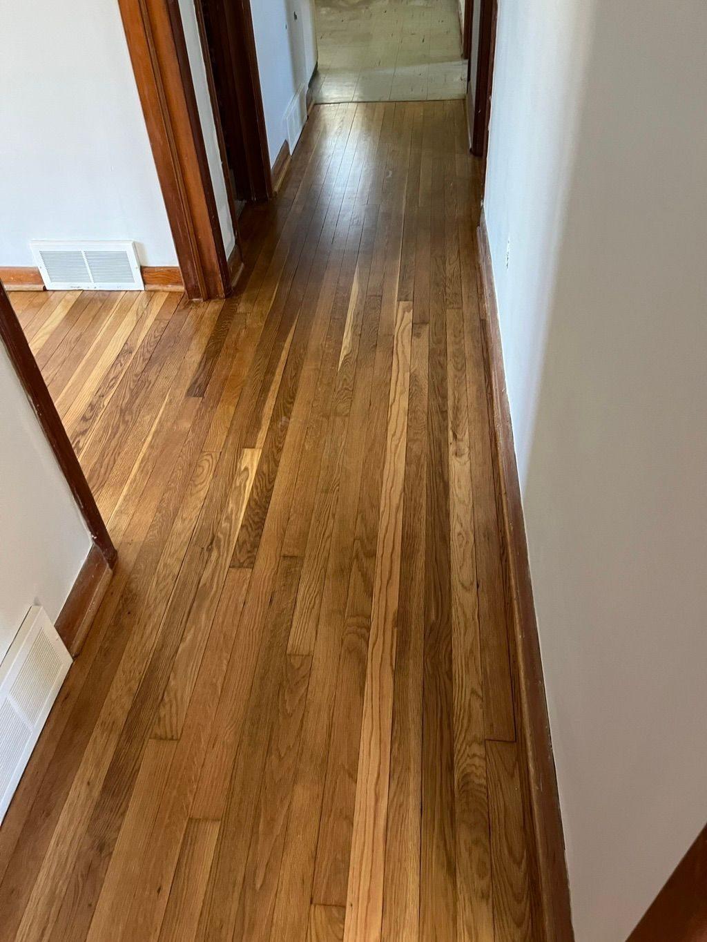 White oak floor, natural finish