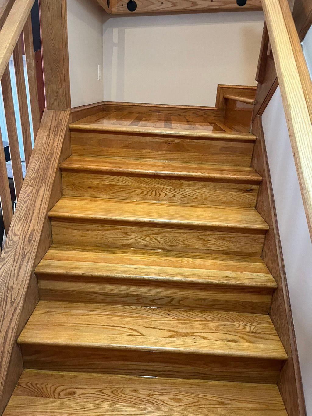Site-finished oak stair treads